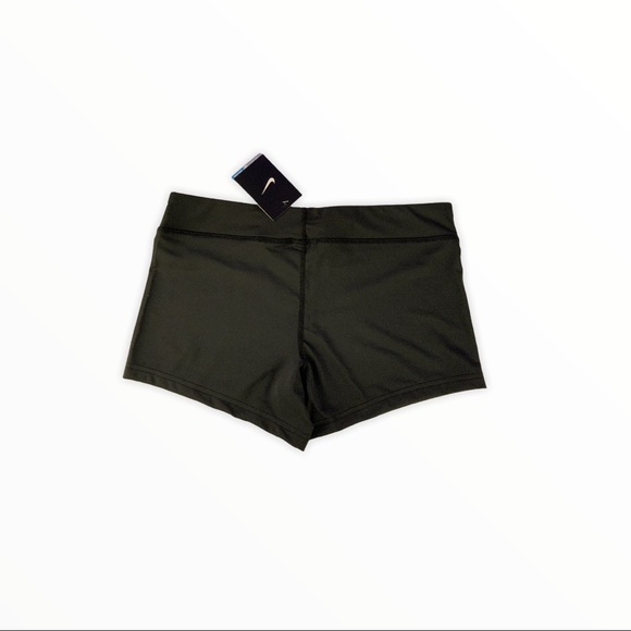 Nike Proformance Shorts - Picture 2 of 3